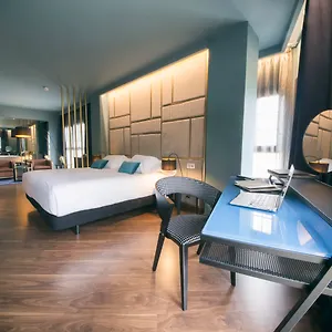 https://pamplona-catedral-hotel.sansebastianhotels.net
