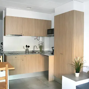 https://apartaments-la-riera.catalonia-hotels.com